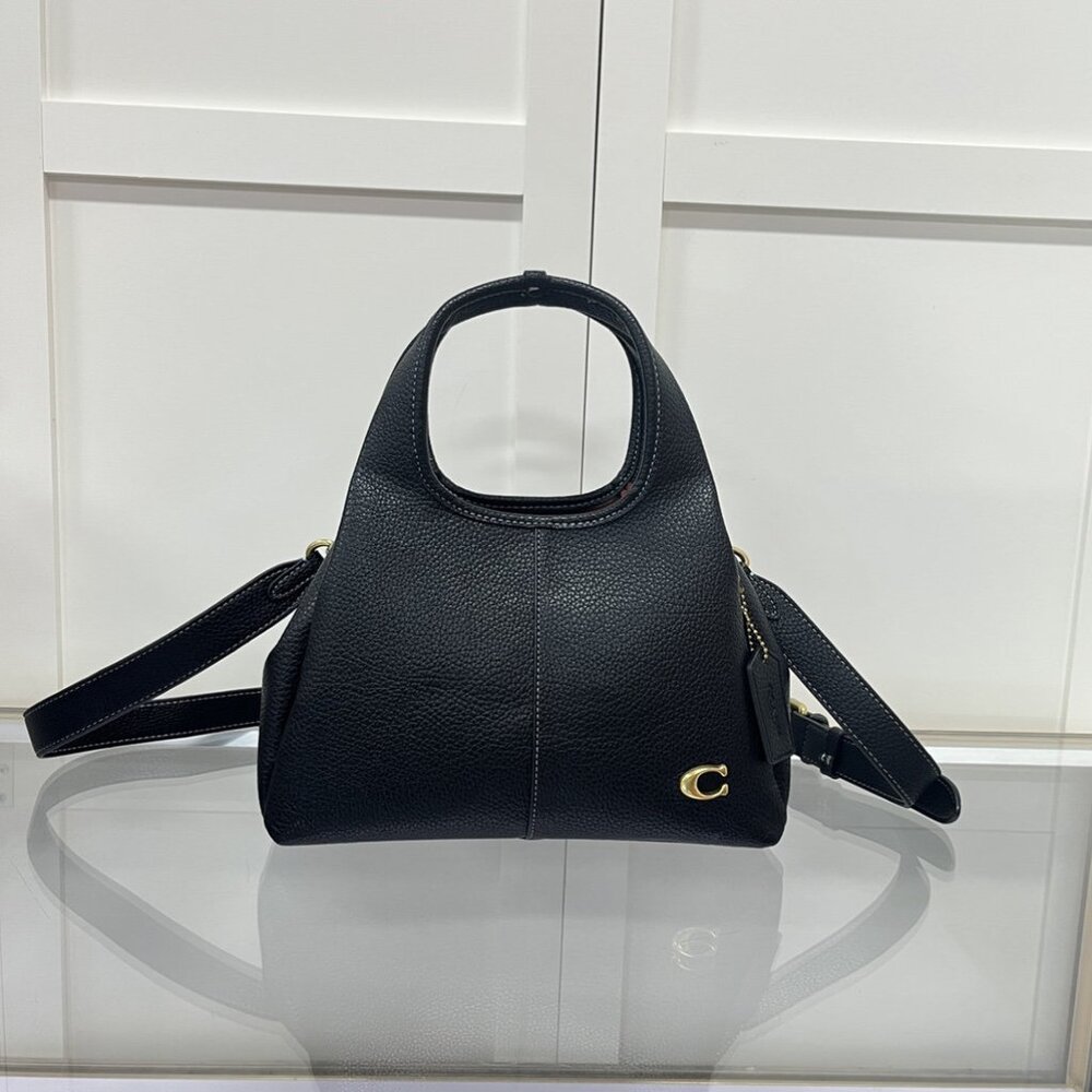 Coach Lana, handheld shoulder bag